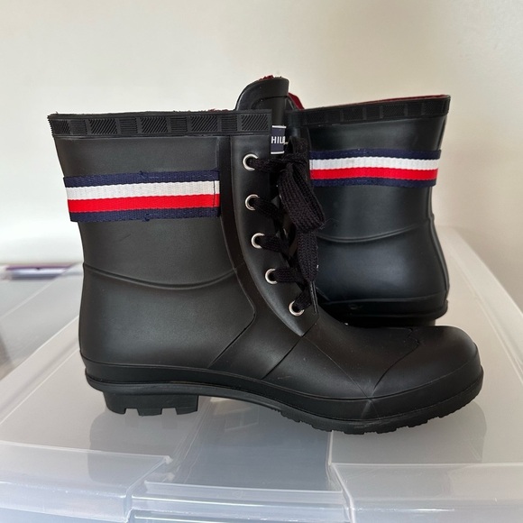 Tommy Hilfiger Ankle High Lace Up Rain Boots Size 9 - Picture 8 of 14